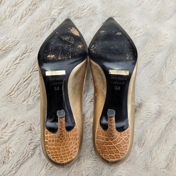Vintage DOLCE & GABBANA Gold Leather Embossed Croc Trimmed Stiletto Pumps, Sz. 6 - Picture 10 of 16